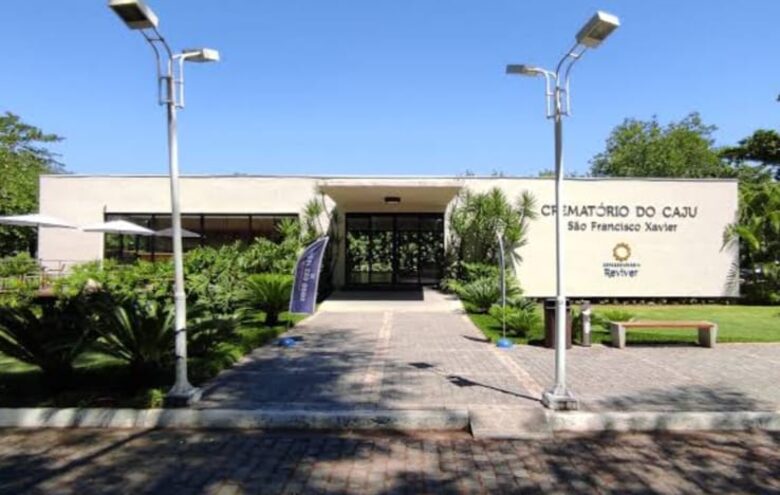 Entrada do Crematório do Caju São Francisco Xavier, no Rio de Janeiro
